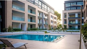Property grounds - The Embassy Gardens luxury suites CPG (Accra)