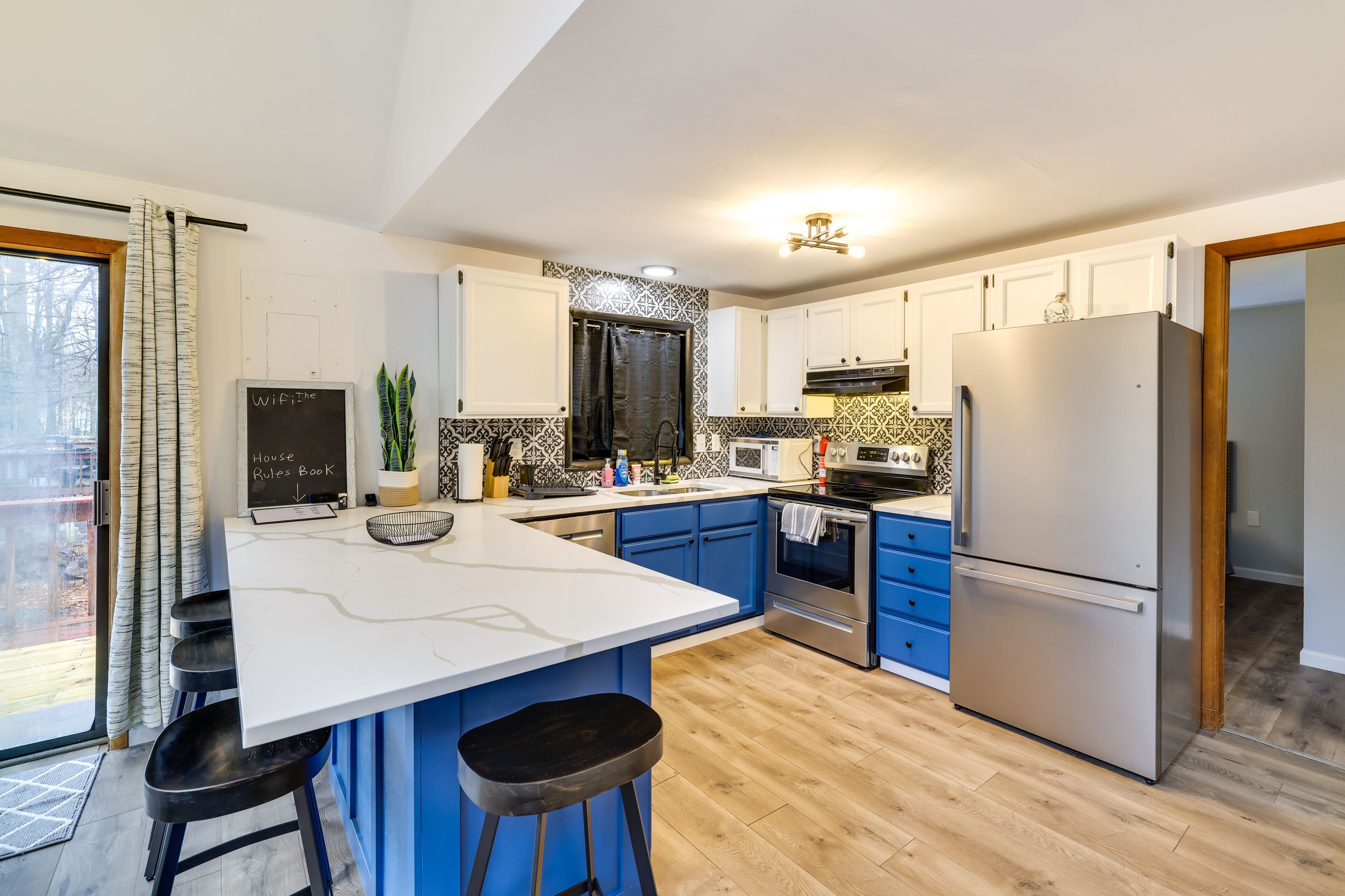 Tobyhanna Vacation Rental w/ Lake & Pool Access!