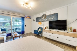 Internet, bed sheets - Walkable Studio in North Myrtle Beach! (North Myrtle Beach)