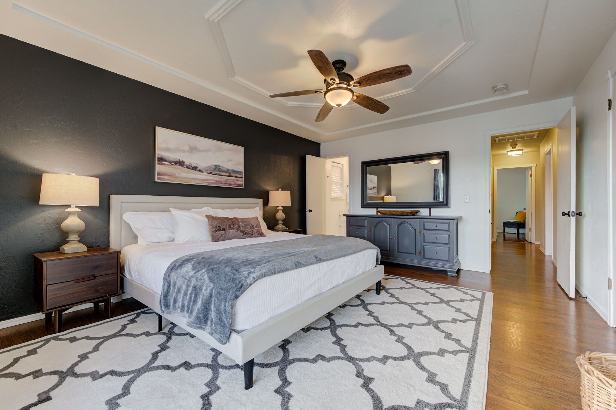 4 Schlafzimmer, Bügeleisen/Bügelbrett, Reisekinderbett, WLAN