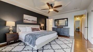 4 Schlafzimmer, Bügeleisen/Bügelbrett, Reisekinderbett, WLAN