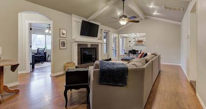 Cozy 4BR (2 Kings) Retreat Near Oklahoma Christian