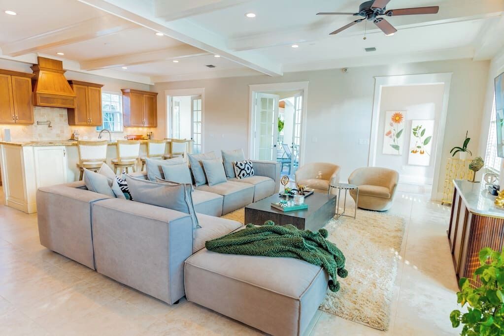 505 Sunset Key Estate | Luxury Courtyard Pool Home