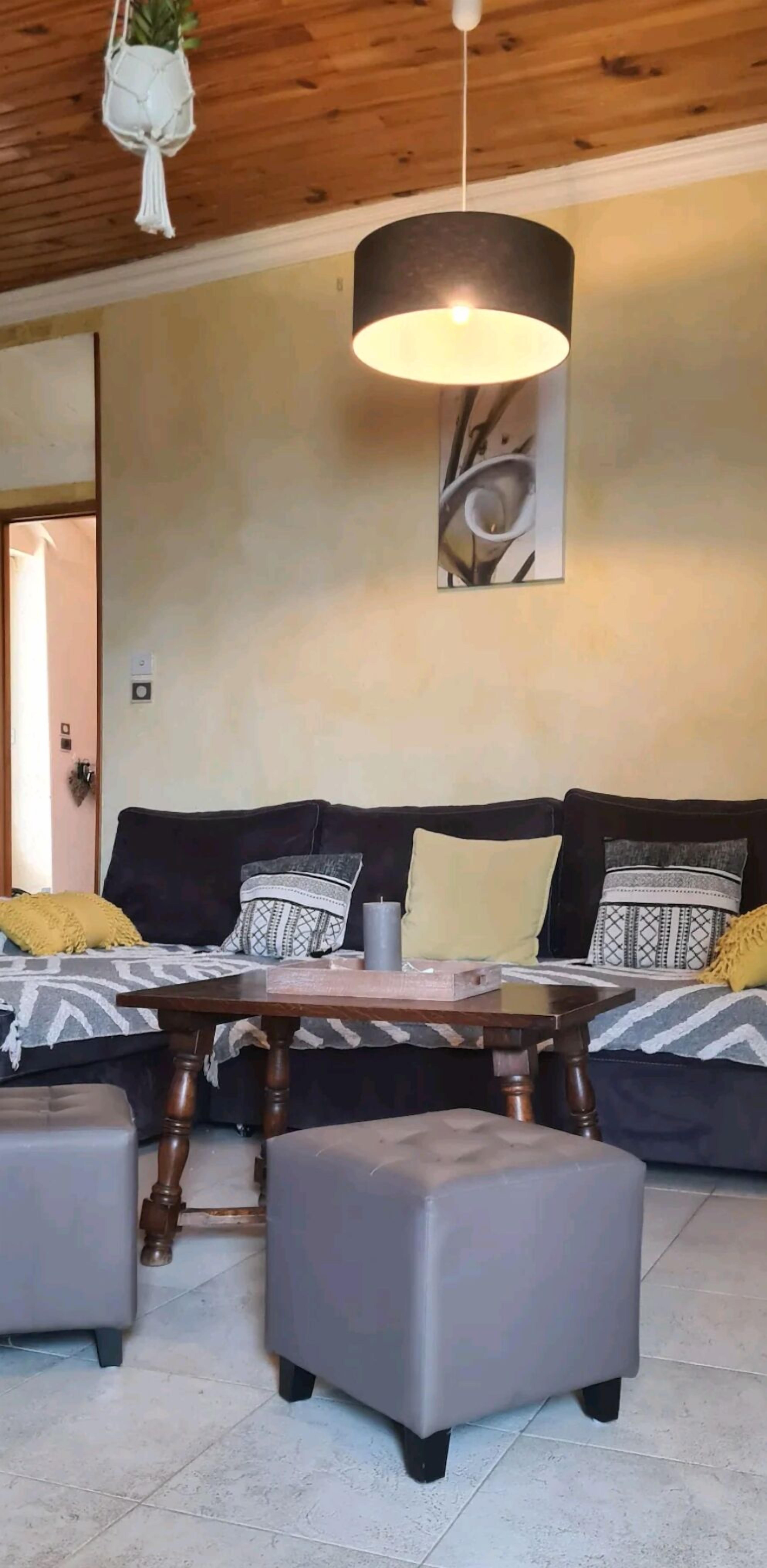 Location D'une Maison de Village t4