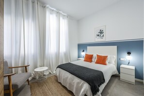 2 slaapkamers, een strijkplank/strijkijzer, gratis wifi, beddengoed