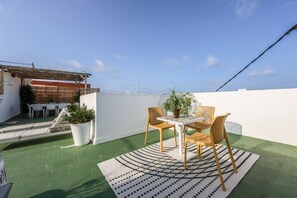 Outdoor dining - NEW apartment near to the beach 1D (Valencia)