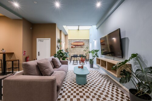 Cozy Apartment 5 Minutes from the Beach 3A