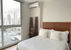 3 bedrooms, iron/ironing board, free WiFi, bed sheets - Design triple apartment with spectacular views (Ciudad de Panamá)