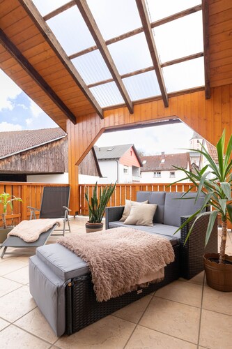 Neue, Gemütliche Ferienwohnung mit Großer Terrasse