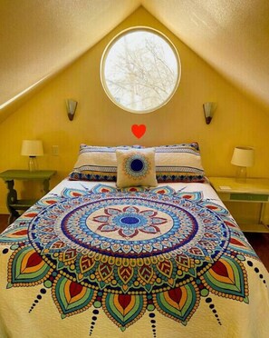 2 bedrooms - •Lisa's Lodgings! HyDePaRkCoTtAgE• BEST LoCaTiOn! (Boise)