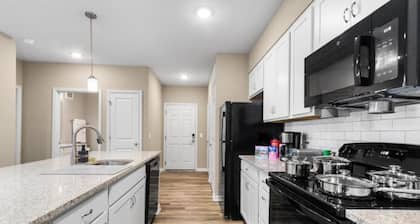 Discover Melbourne Living near Florida Tech