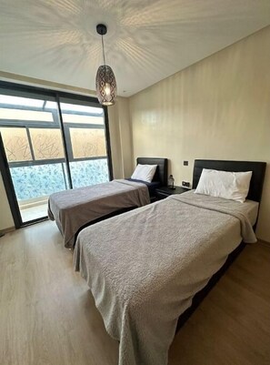 2 bedrooms, iron/ironing board, free WiFi, bed sheets