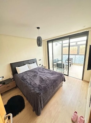 2 Schlafzimmer, Bügeleisen/Bügelbrett, kostenloses WLAN, Bettwäsche