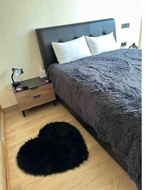 2 Schlafzimmer, Bügeleisen/Bügelbrett, kostenloses WLAN, Bettwäsche