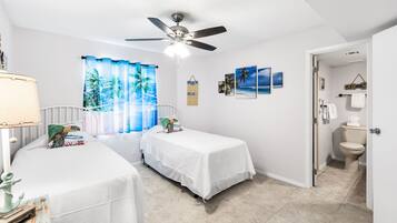 2 bedrooms, iron/ironing board, free WiFi, bed sheets