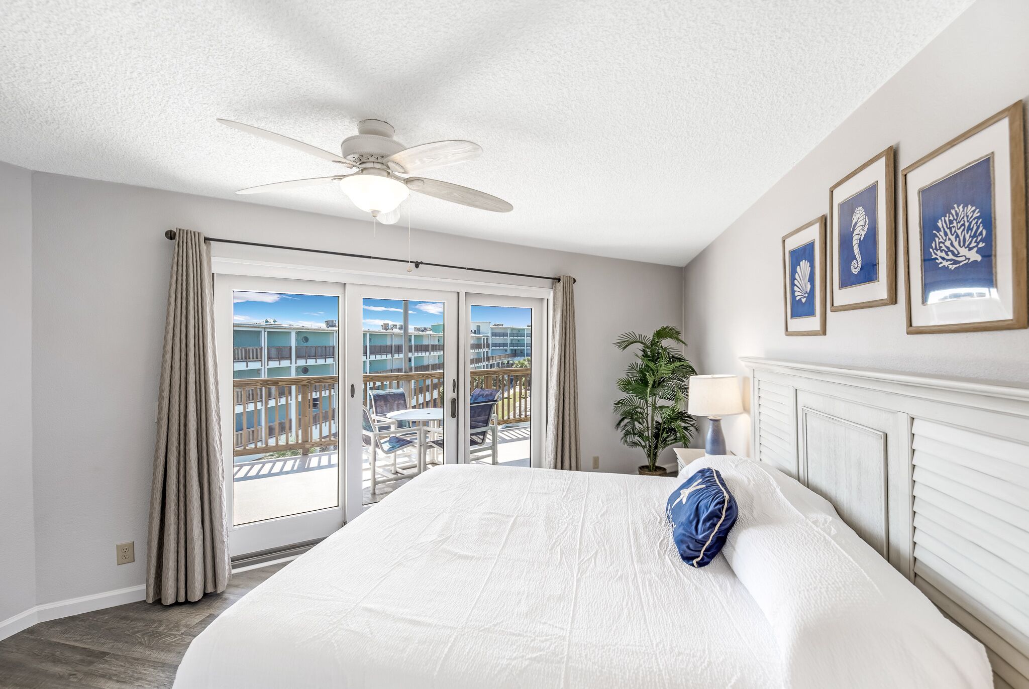 La Mirage Condo 316 Beachfront Condominium Resort with Private Boardwalk to Beach