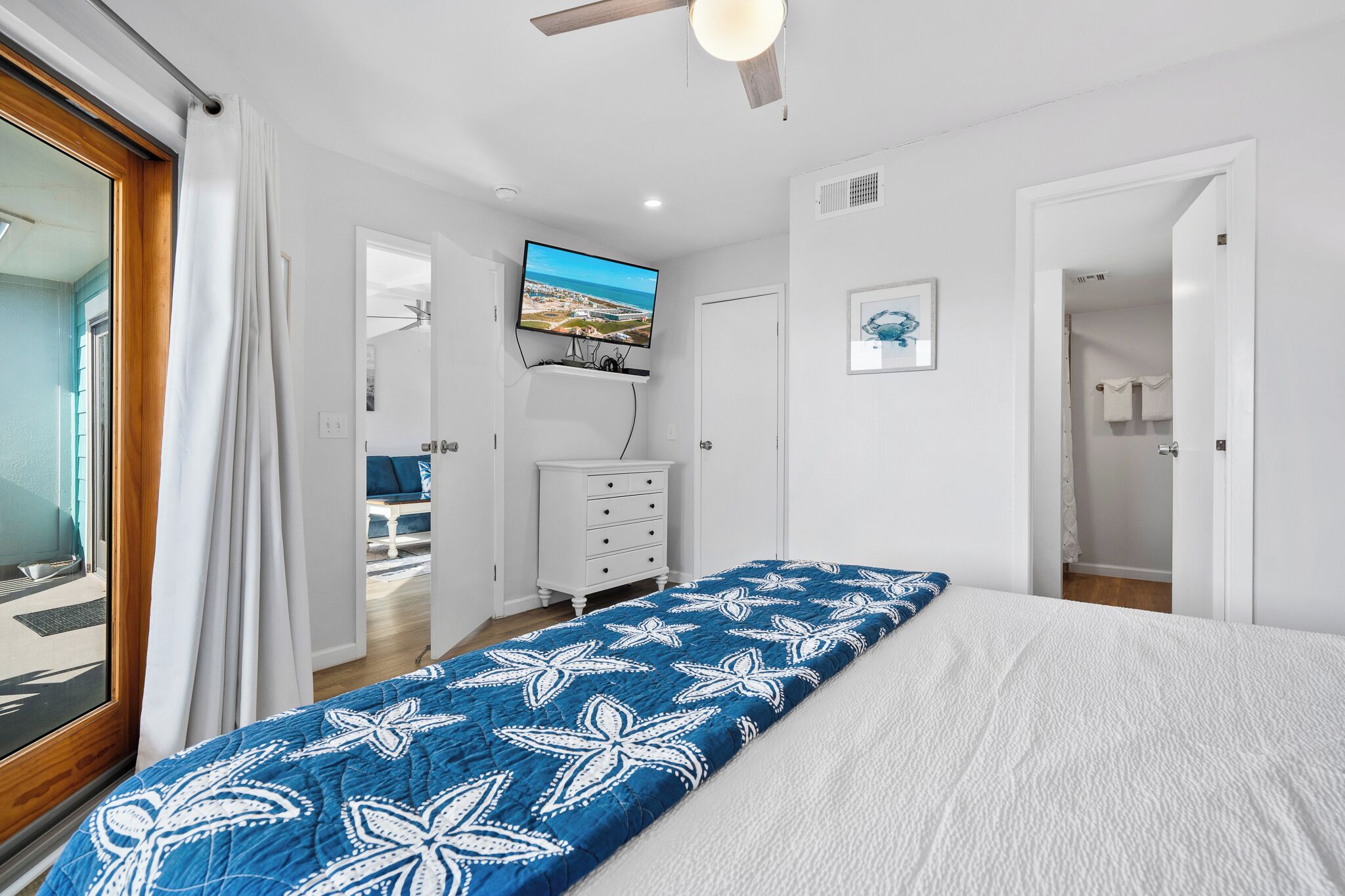 2 habitaciones, tabla de planchar con plancha y wifi gratis 