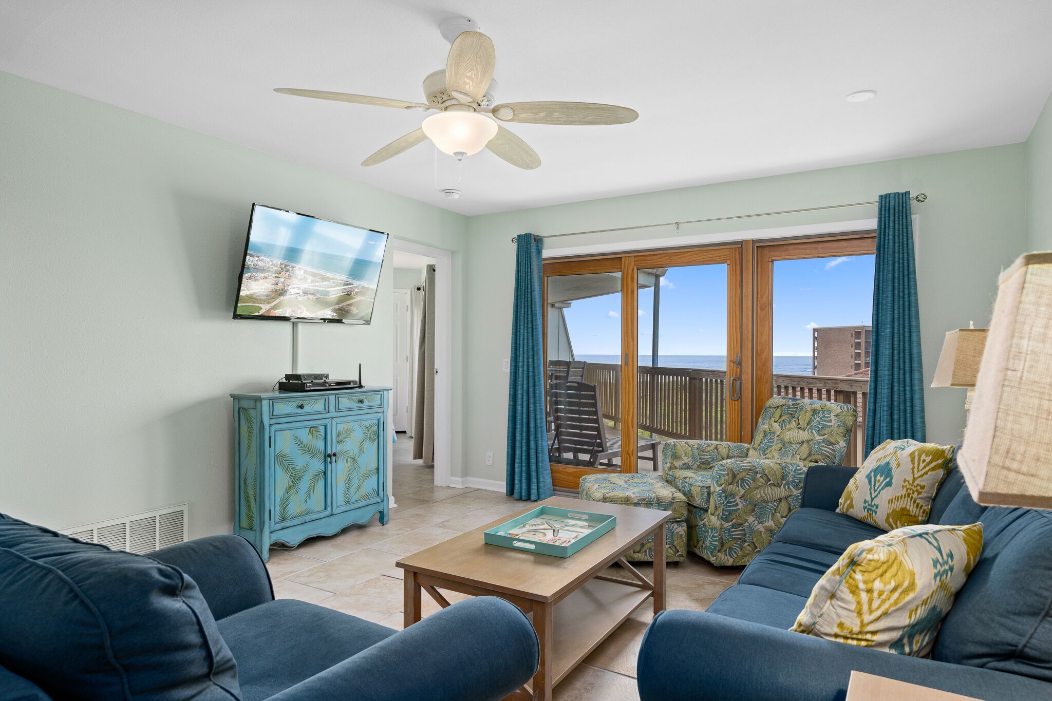 La Mirage Condo 324 Beachfront Condominiums Resort with Private Boardwalk to Beach