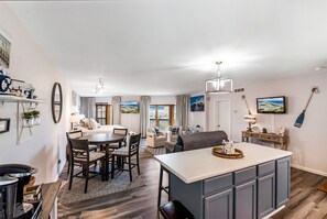 Smart TV, table football, ping pong, books - La Mirage Condo 240 Beachfront Resort Condominiums with Private Boardwalk to Beach (Port Aransas)