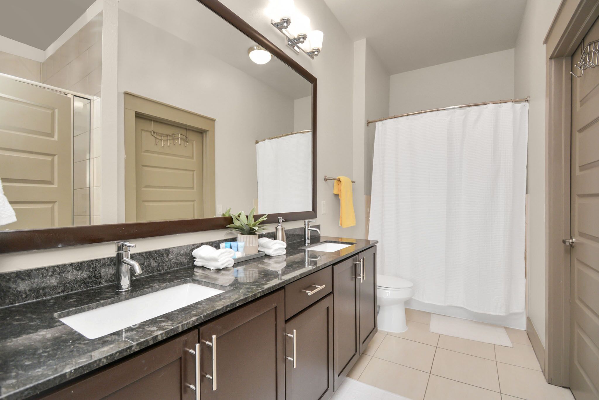 ★Cozy Apartment in Downtown Houston Near Minute Made Park and The Toyota Center★