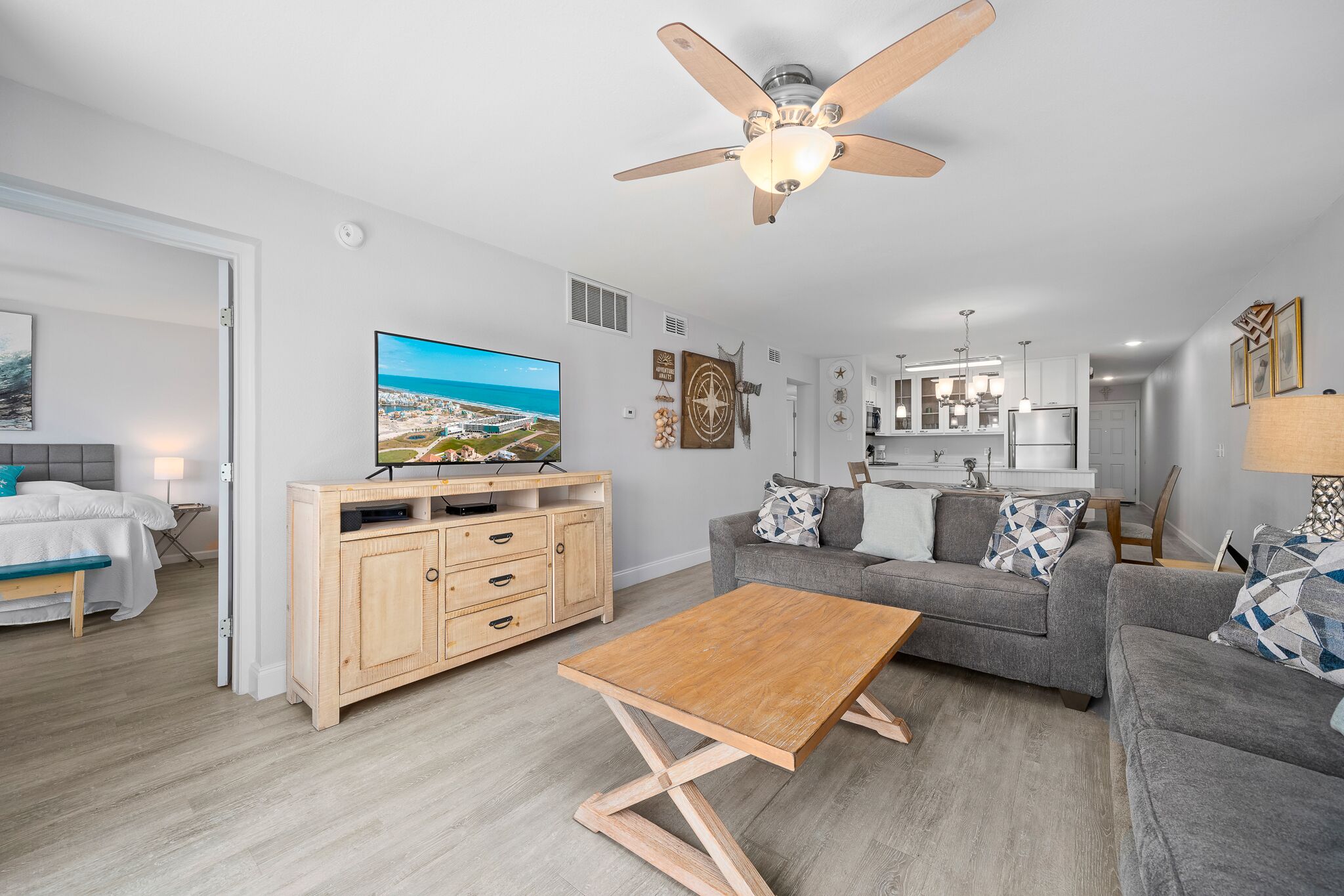 La Mirage Condo 110 Beachfront Resort Condominiums with Private Boardwalk