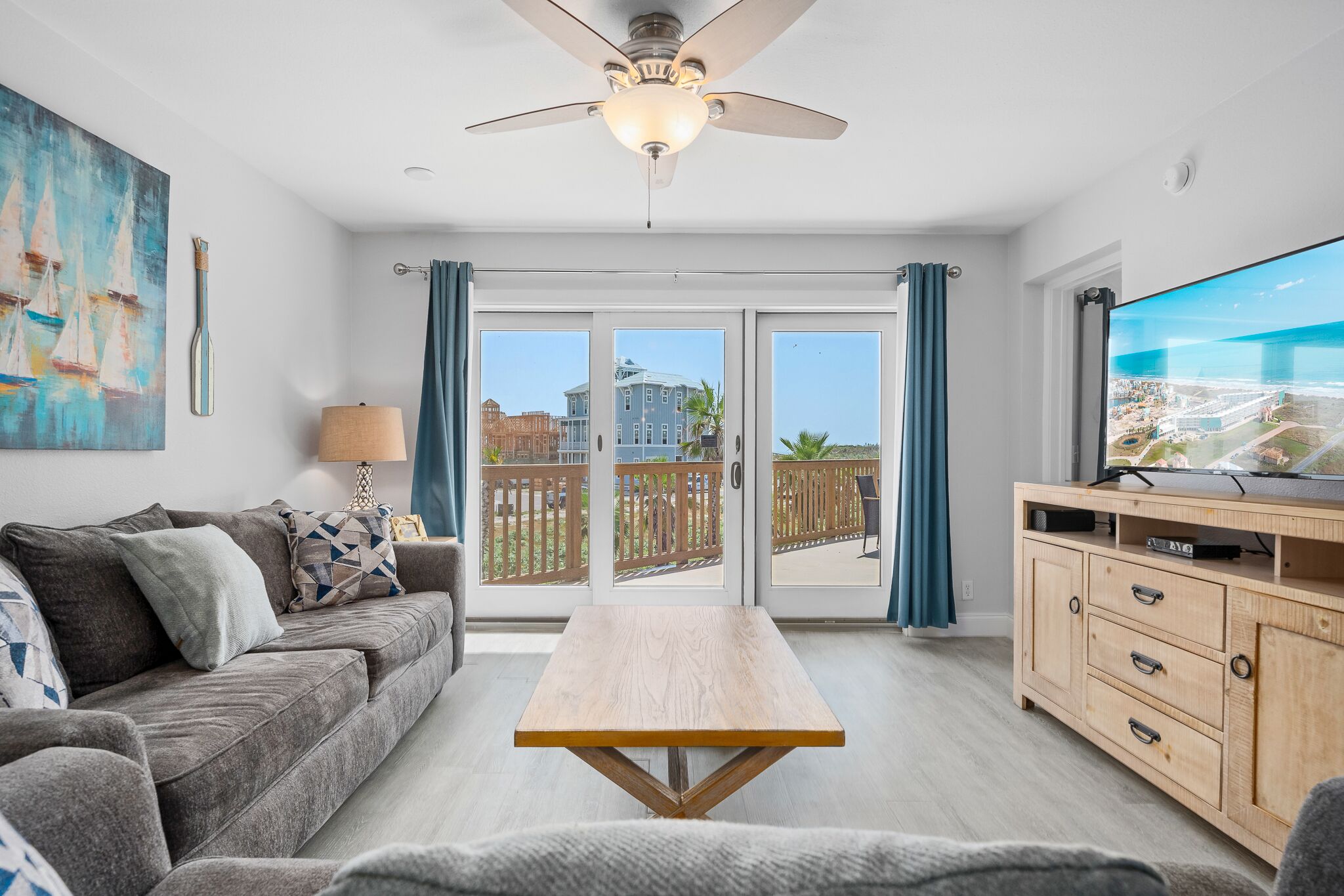 La Mirage Condo 110 Beachfront Resort Condominiums with Private Boardwalk