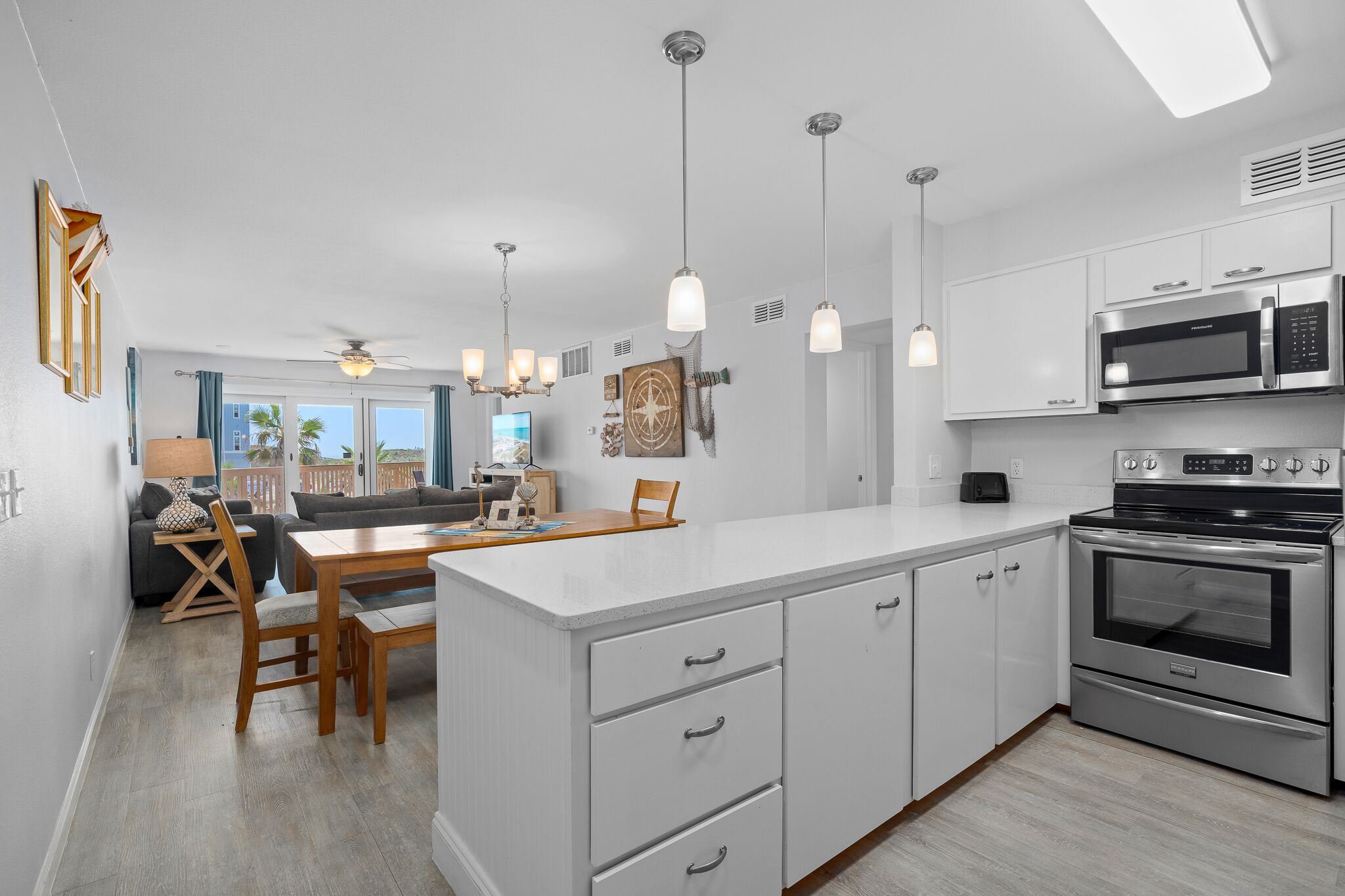 La Mirage Condo 110 Beachfront Resort Condominiums with Private Boardwalk