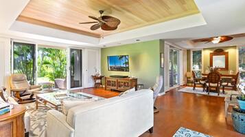 Condo (2 Bedrooms) | Living room | TV