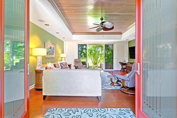 Condo (2 Bedrooms) | Living room | TV