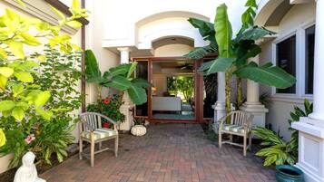 Condo (2 Bedrooms) | Exterior