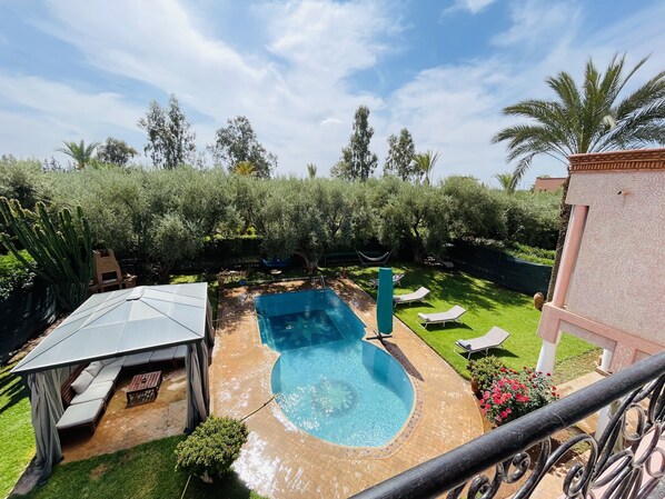 Indoor pool, outdoor pool - Villa Yasemine 4 Suites Piscine Privée (Marrakech)