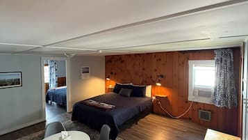 Room, 2 Bedrooms