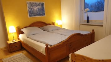 1 Schlafzimmer, Reisekinderbett, WLAN, Bettwäsche