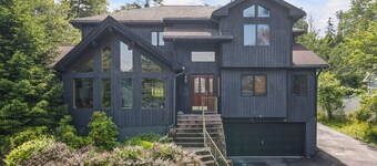 Dog-friendly home with private  hot tub, game room, fire pit, fireplace