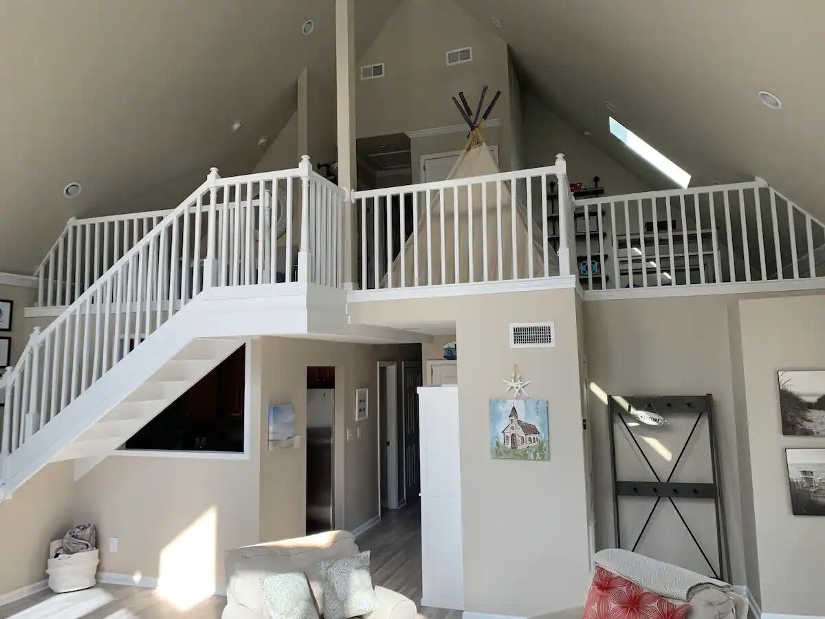 Cozy Water Front Home in the Pass