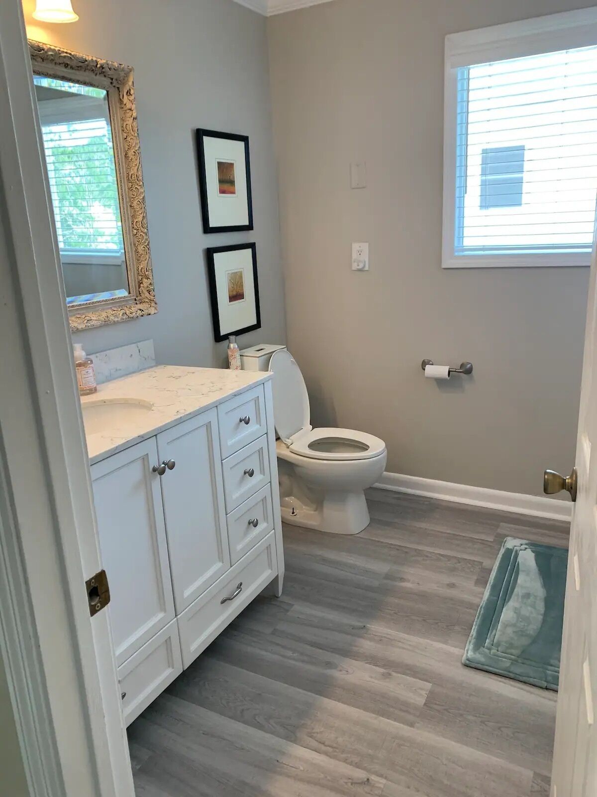 Cozy Water Front Home in the Pass