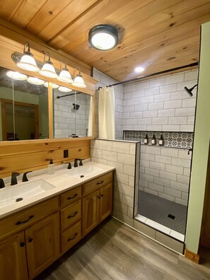 Shower, towels, soap, shampoo