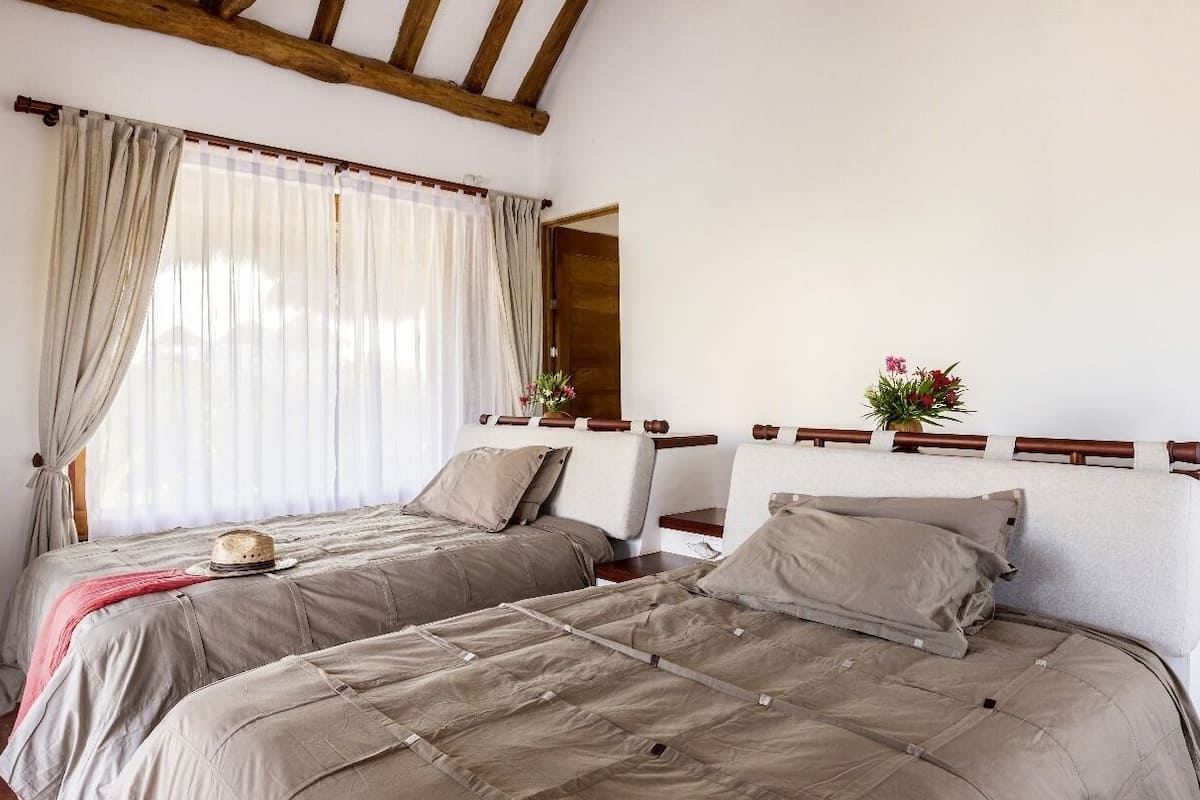 In-room safe, free WiFi, bed sheets