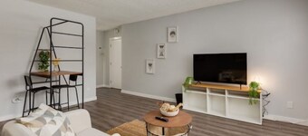 *Cozy* 1 Bdrm Apt In DT Calgary!