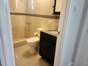 Hair dryer, towels, soap, shampoo - PLAN YOUR GETAWAY UNDER THE SUN 
           Dazzle Key Suite (Saint Ann's Bay)
