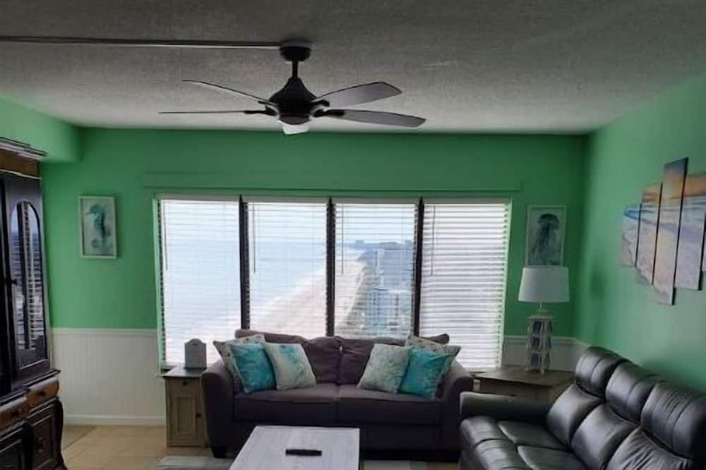 2bd 2ba ocean view condo