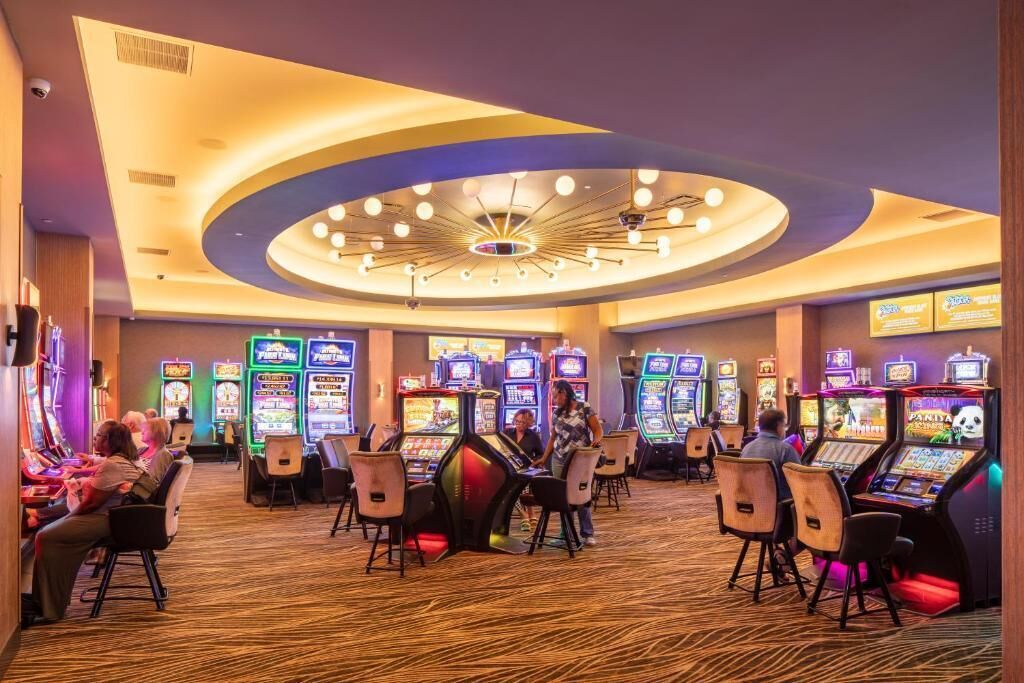 Photo - Derby City Gaming & Hotel - A Churchill Downs Property