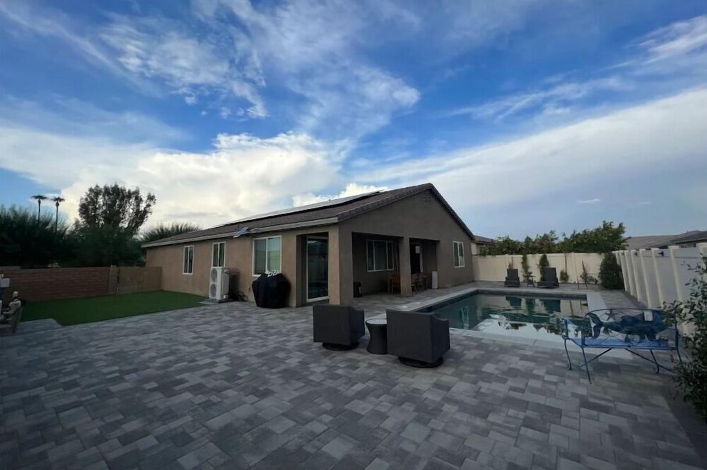 Cheerful 3-Bedroom Indio Vacation Home With a Pool