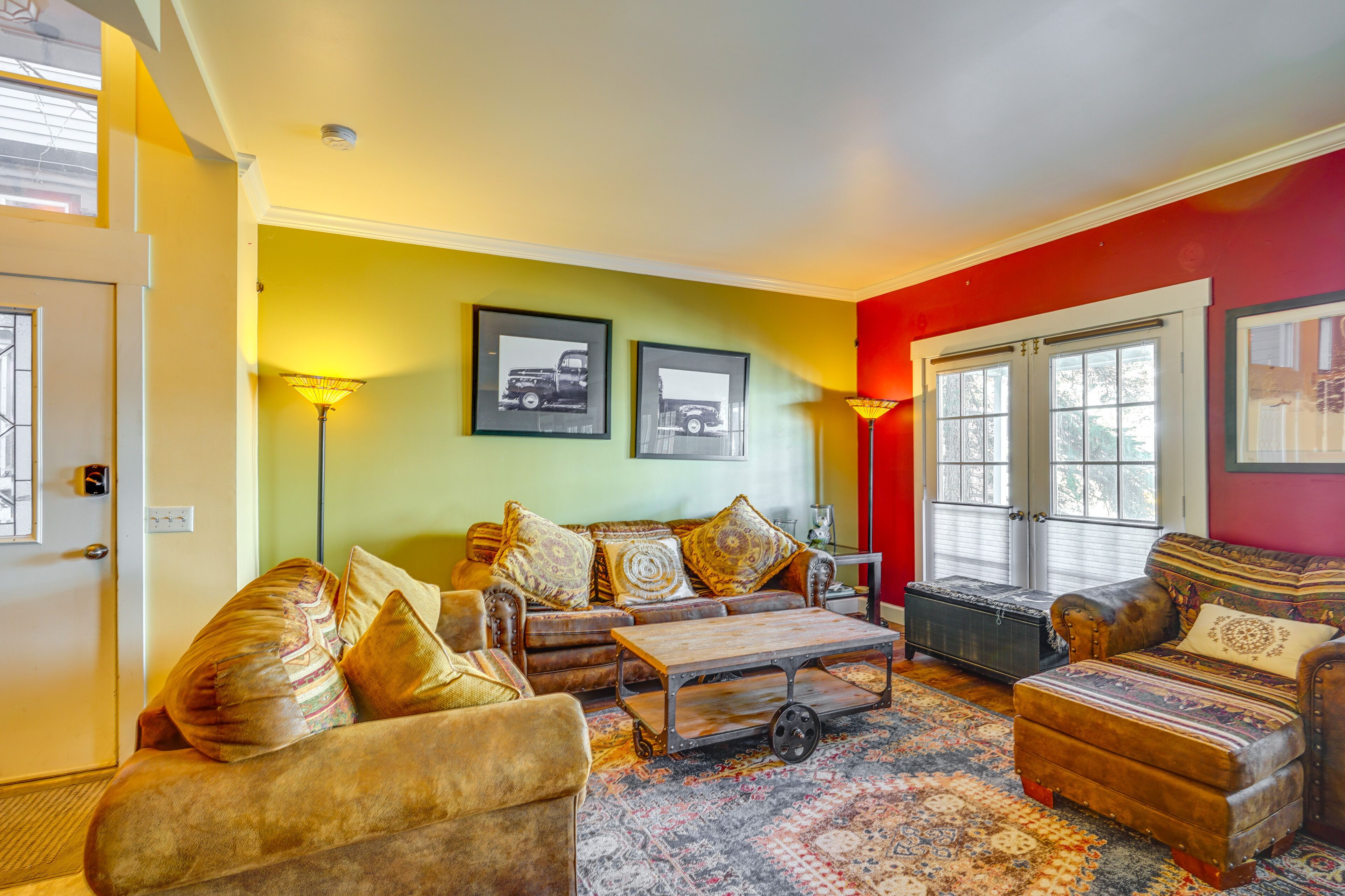 Pet-Friendly Park City Condo w/ Private Hot Tub!