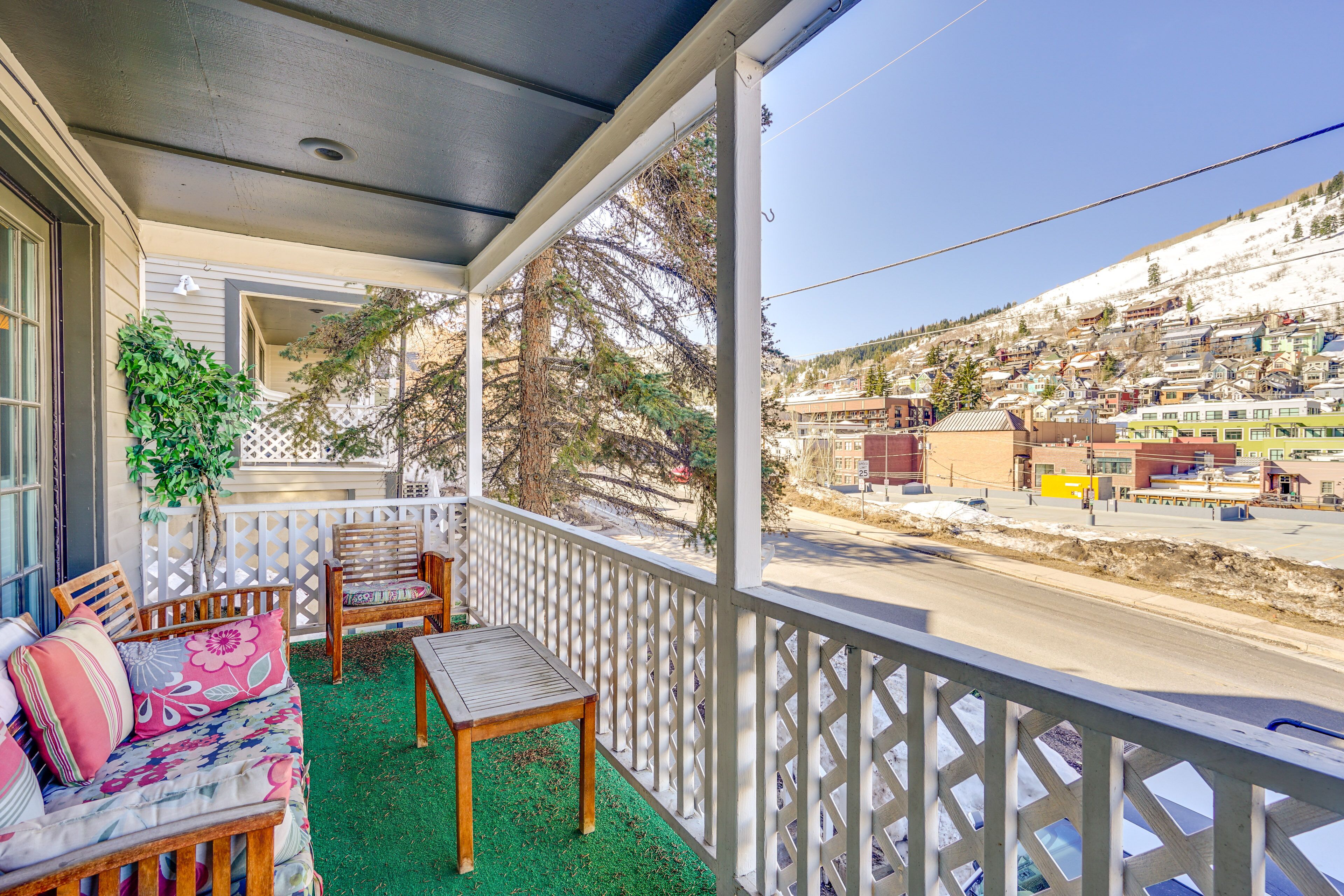 Pet-Friendly Park City Condo w/ Private Hot Tub!