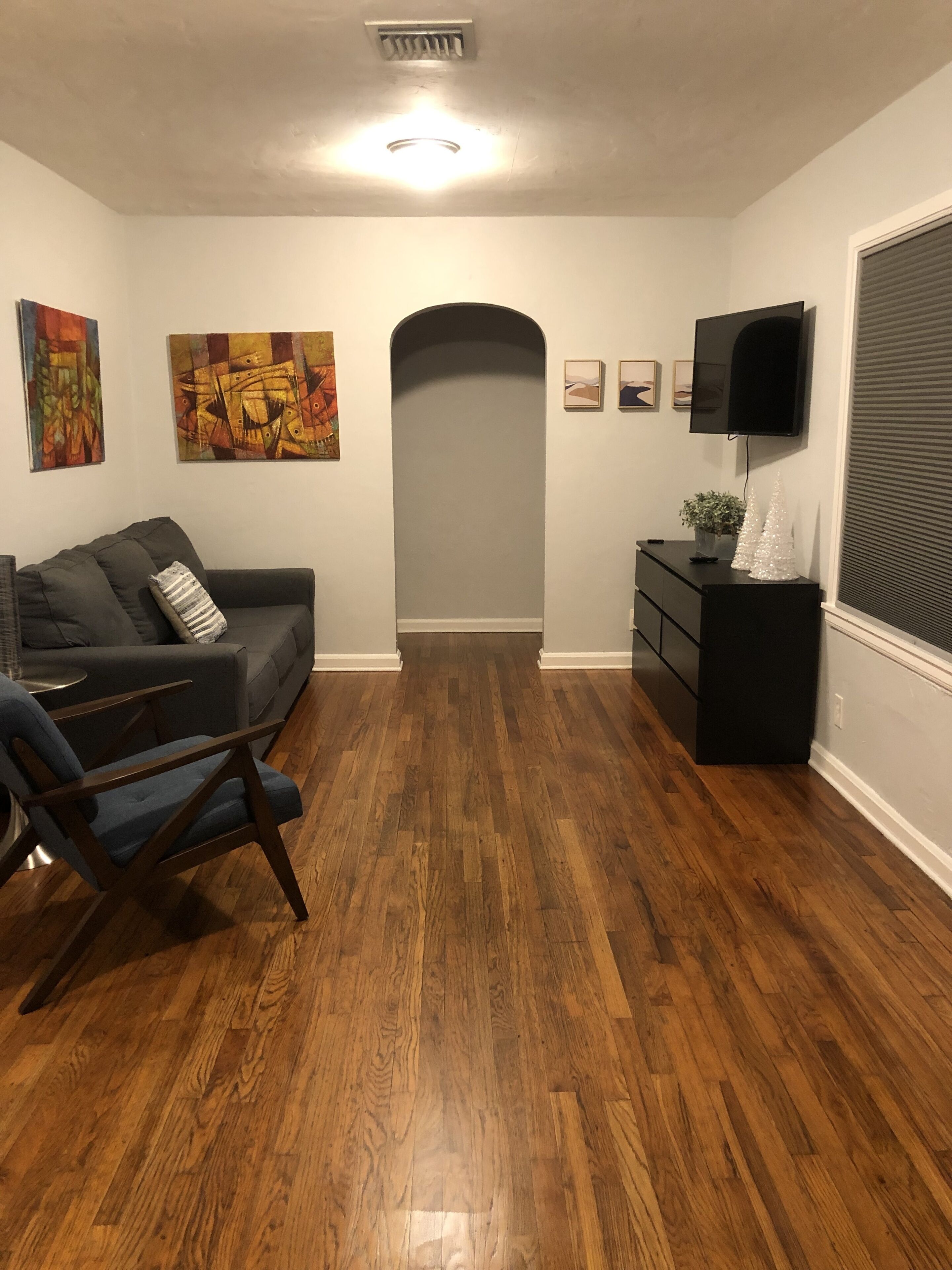 Large Vintage Home close to PBI, Downtown and Beaches