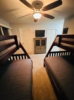 2 bedrooms