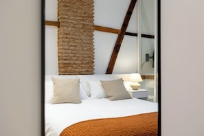 1 chambre, fer et planche à repasser, Wi-Fi gratuit, draps fournis