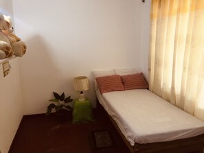 2 bedrooms, WiFi, bed sheets - Menara Villa (Kamburugamuwa)