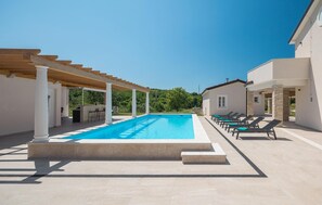 Outdoor pool - 3 bedroom cozy home in Buje (Buje)